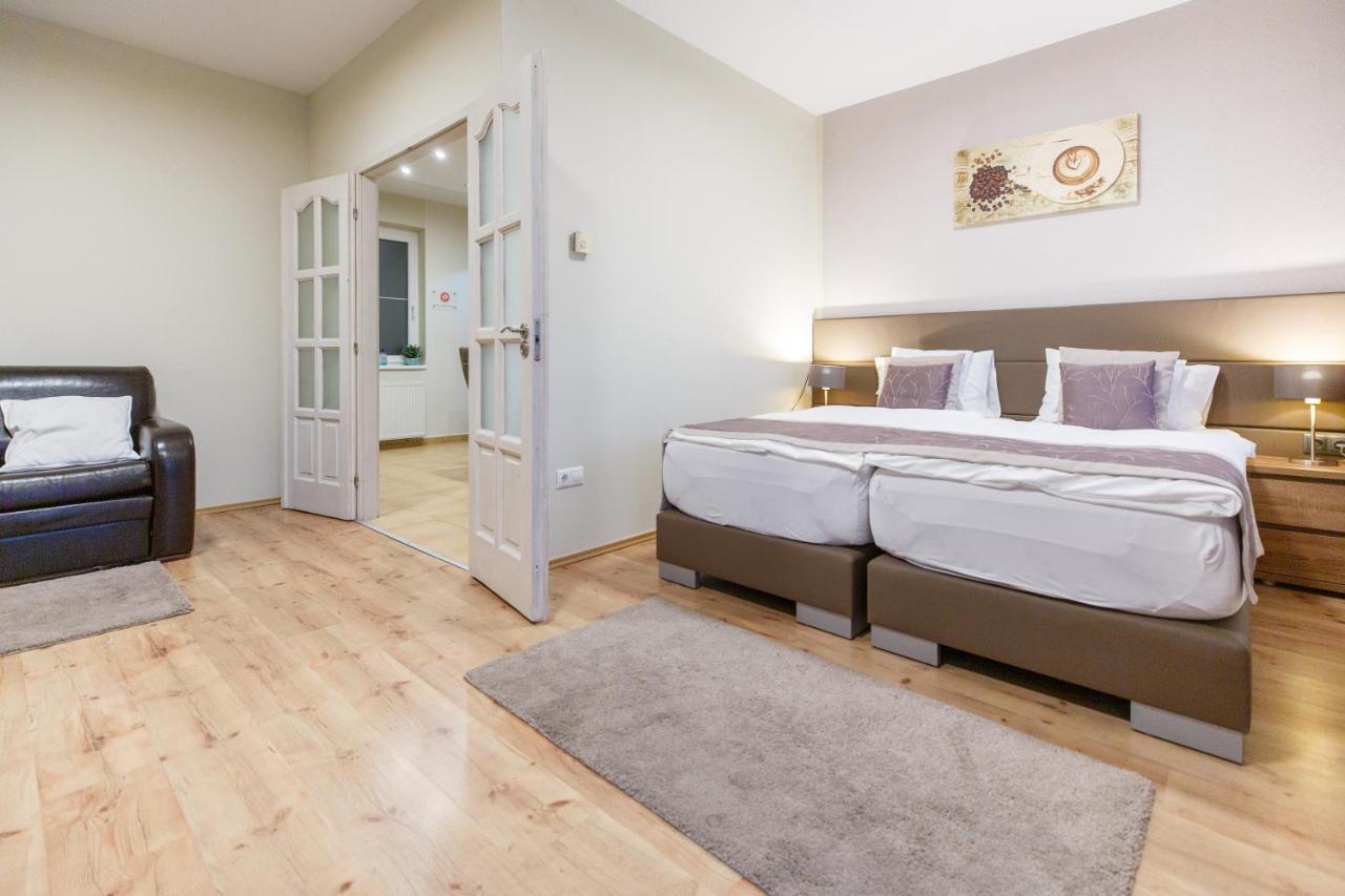 Mokka Apartments Miskolc Luaran gambar