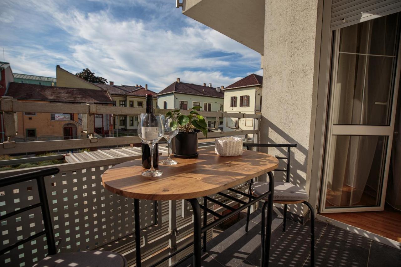 Mokka Apartments Miskolc Luaran gambar